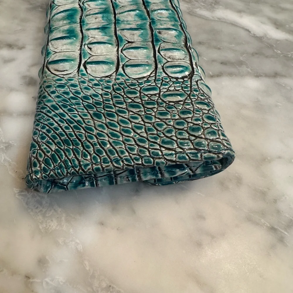 Brahmin Veronica vallet . Excellent condition - Picture 6 of 8